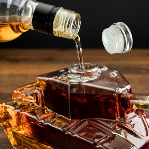 Karafka czołg gadżet dla gracza gamera mężczyzny